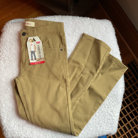 NWT Levi’s jeans - Picture 2 of 4